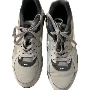 Nike Air Max Ivo LTR Running Sneakers Shoes Trainers Preowned. Size 8